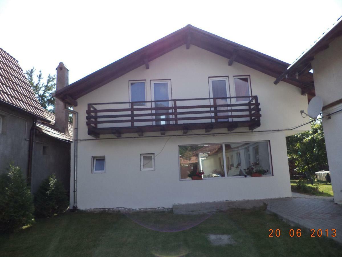Villa Casa Bella Rîşnov Exterior foto